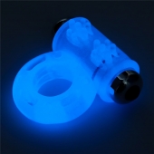 Голубое, светящееся в темноте эрекционное виброкольцо Lumino Play Vibrating Penis Ring - Lovetoy - в Смоленске купить с доставкой