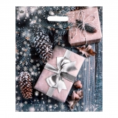 Новогодний пакет с принтом в виде подарков и вырубной ручкой (45х38 см) - Сима-Ленд - купить с доставкой в Смоленске