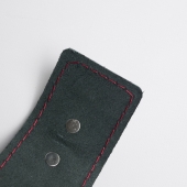 Черные кожаные наручники с красной строчкой - Crazy Handmade - купить с доставкой в Смоленске