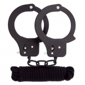 Чёрные наручники из листового металла в комплекте с веревкой BONDX METAL CUFFS LOVE ROPE SET - Dream Toys - купить с доставкой в Смоленске