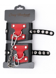 Черные наручники с красным декором и заклепками - Crazy Handmade - купить с доставкой в Смоленске