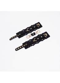 Черные кожаные наручники с узорами и золотистой фурнитурой - Crazy Handmade - купить с доставкой в Смоленске