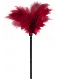 Пластиковая метелочка с красными пёрышками Small Feather Tickler - 32 см. - Blush Novelties - купить с доставкой в Смоленске