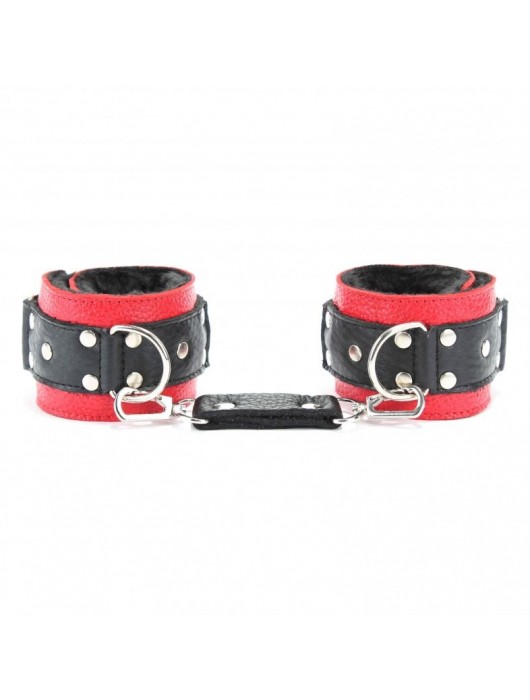 Красно-чёрные кожаные наручники с меховым подкладом - БДСМ Арсенал - купить с доставкой в Смоленске
