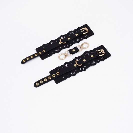 Черные кожаные наручники с узорами и золотистой фурнитурой - Crazy Handmade - купить с доставкой в Смоленске